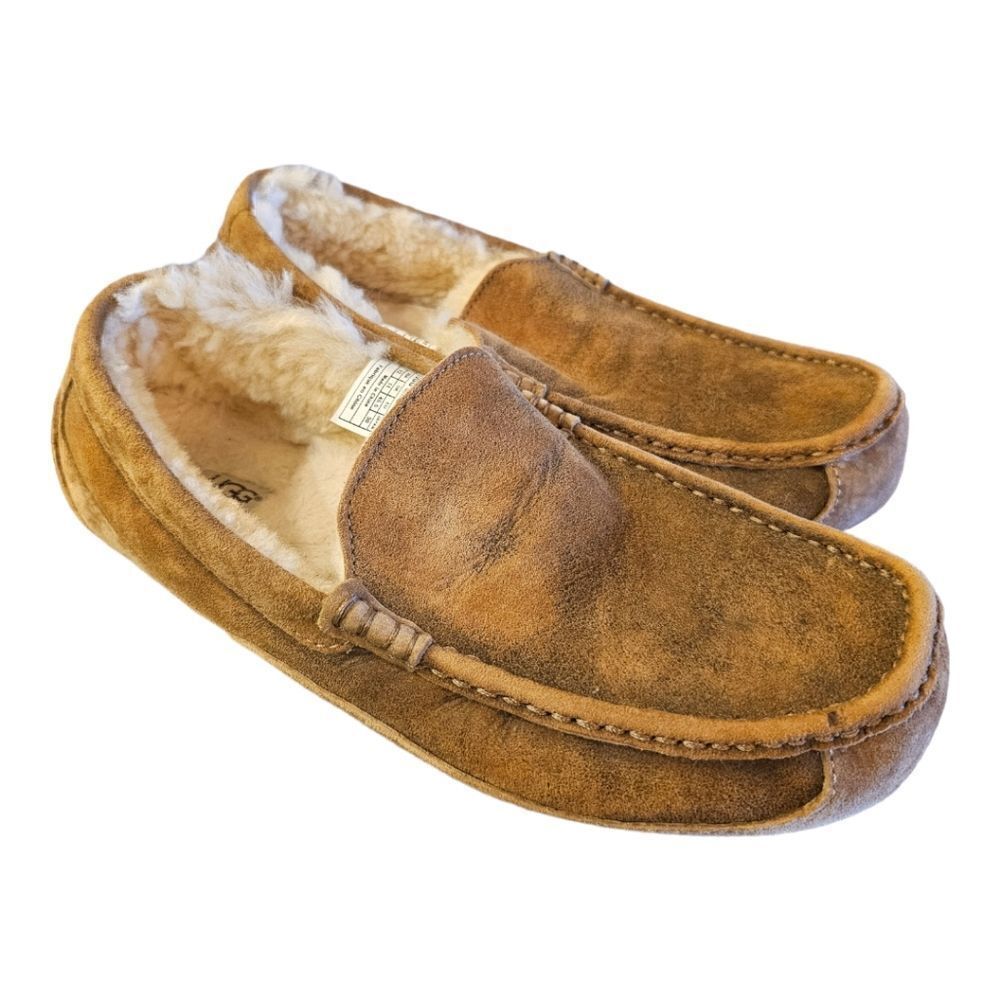 UGG Ascott Suede Slippers -  Size 12‎